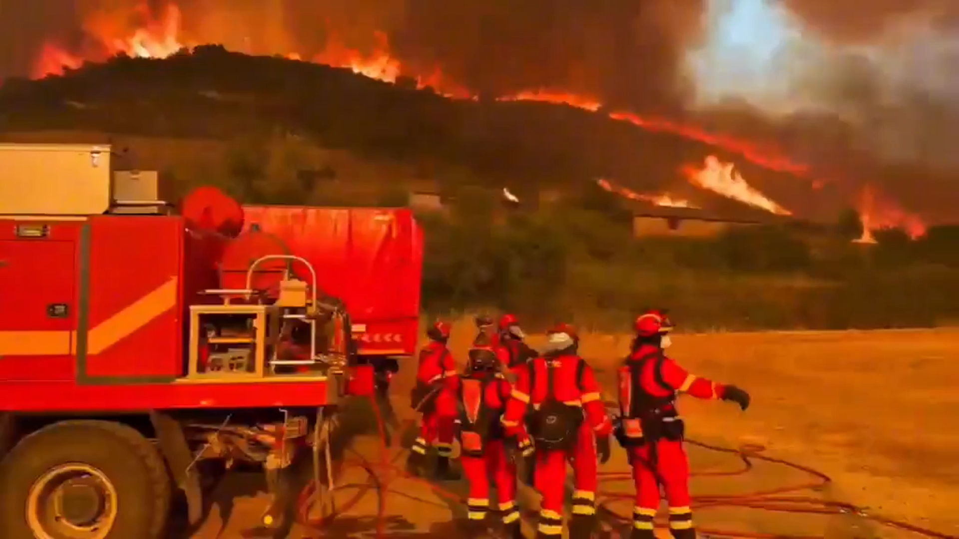 Military Firefighters Enter Smoke Filled Battlefield As Wildfire Rages Near Zaragoza episode artwork