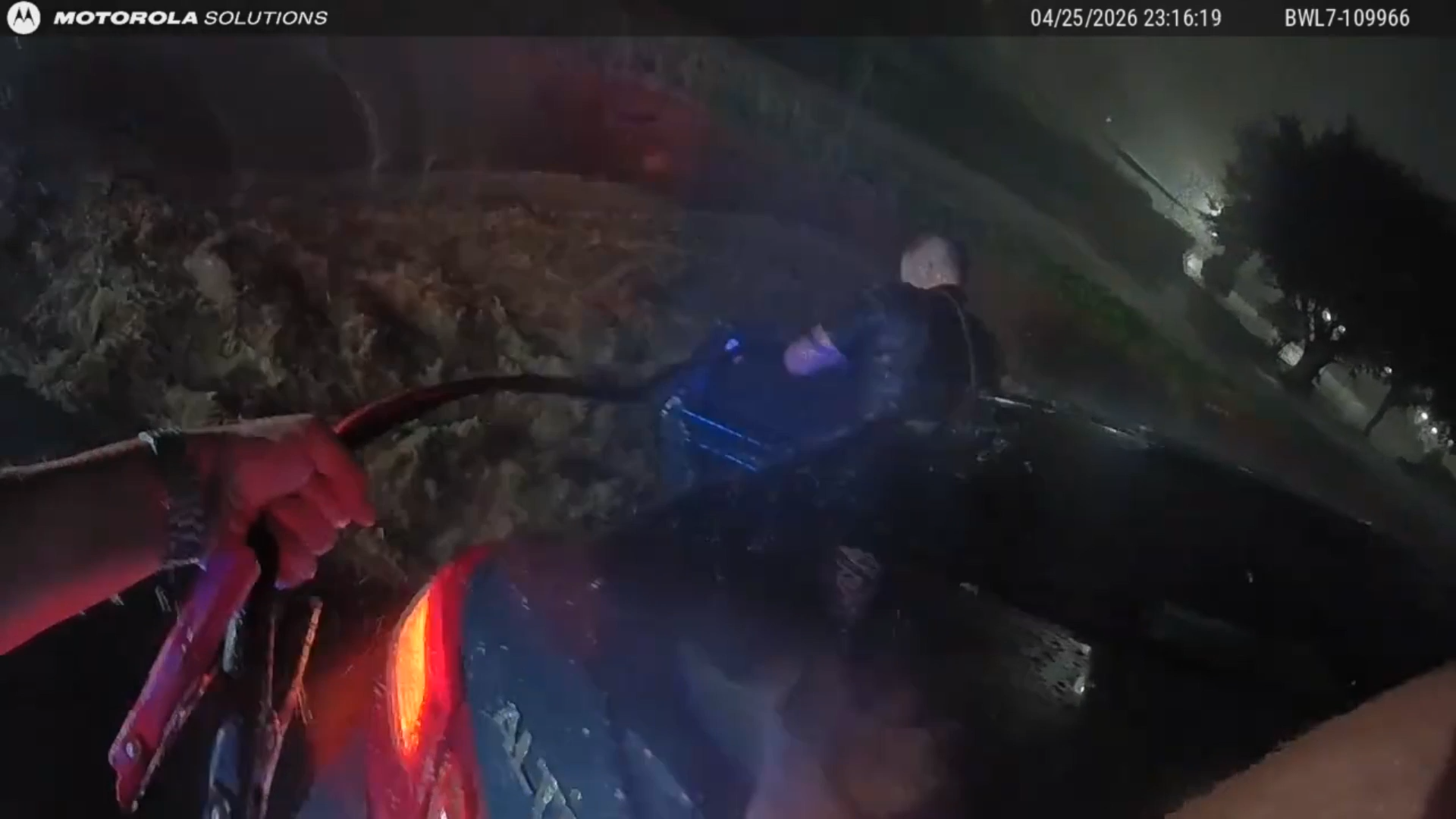 Texas Police Save Mother And Three Children From Raging Floodwaters Using Jumper Cables