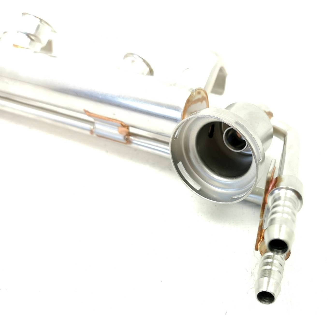 Fuel Injector Rail VW Phaeton 022133317L - Image 2