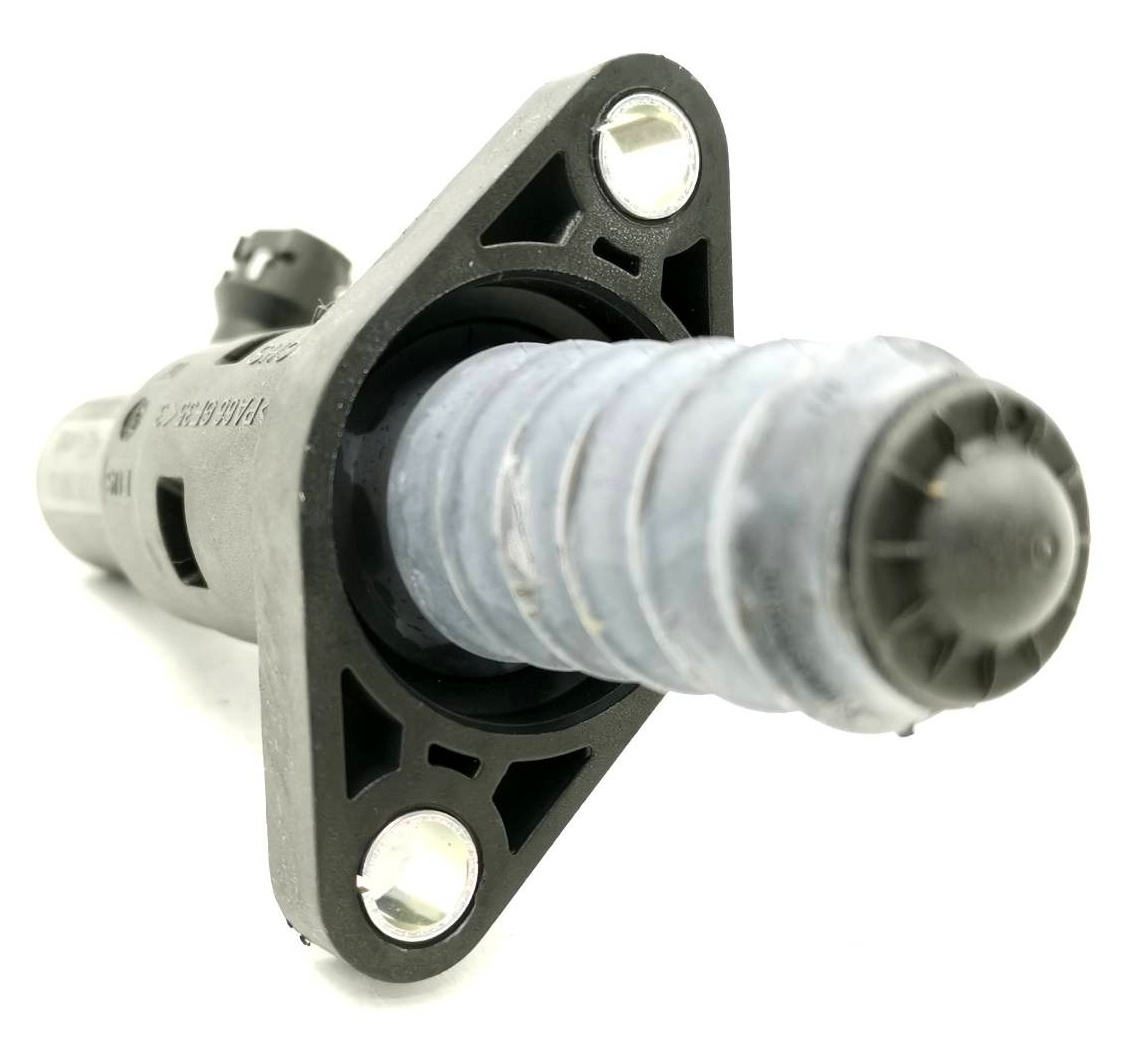 Clutch Bleeder VW Golf 1K0721261Q - Image 5