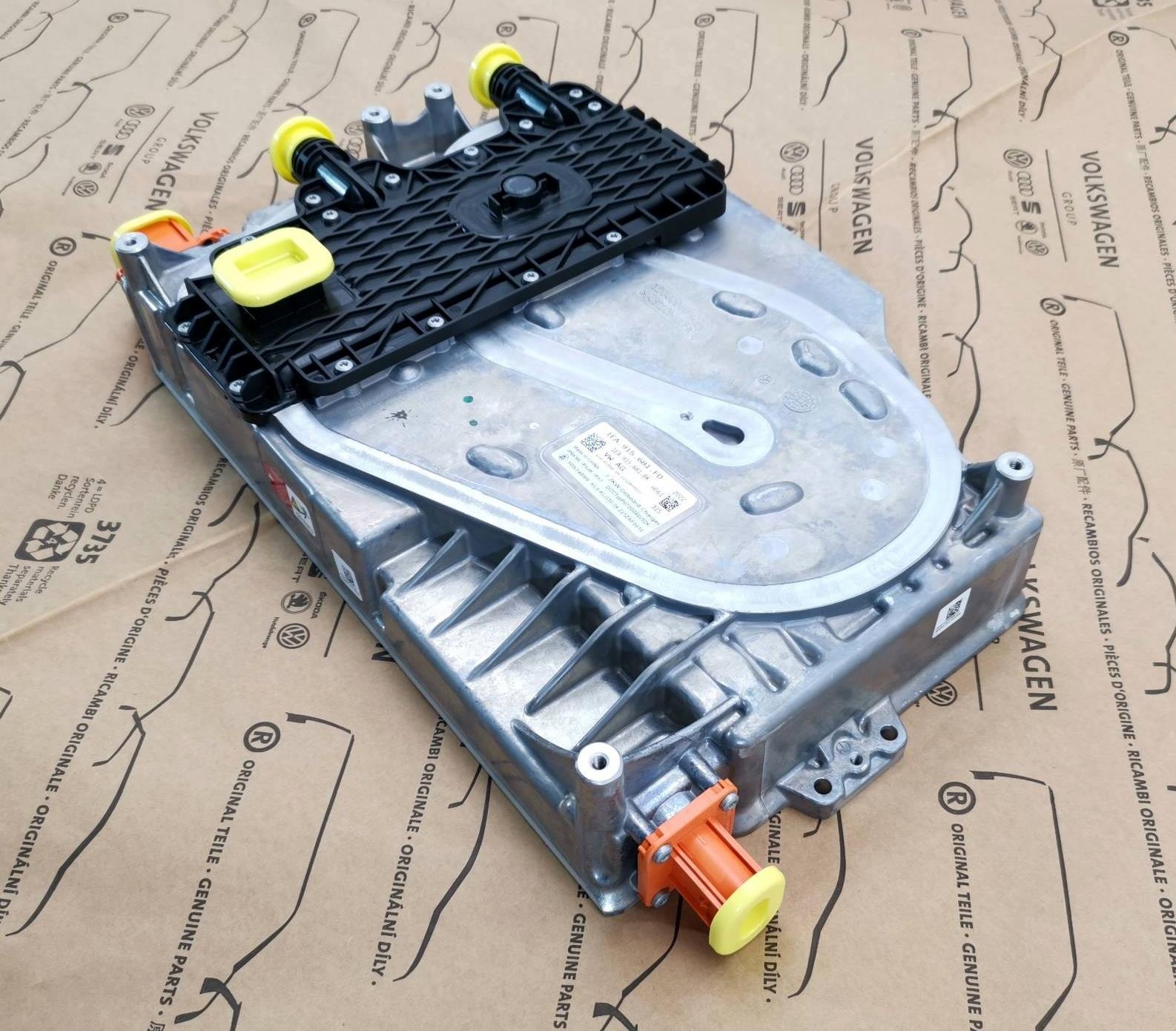 High Voltage Charger VW ID.4 1EA915681FD - Image 3