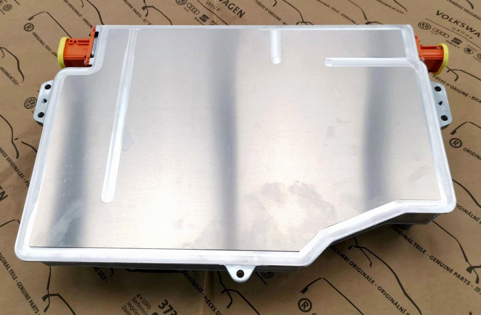 High Voltage Charger VW ID.4 1EA915681FD - Image 5