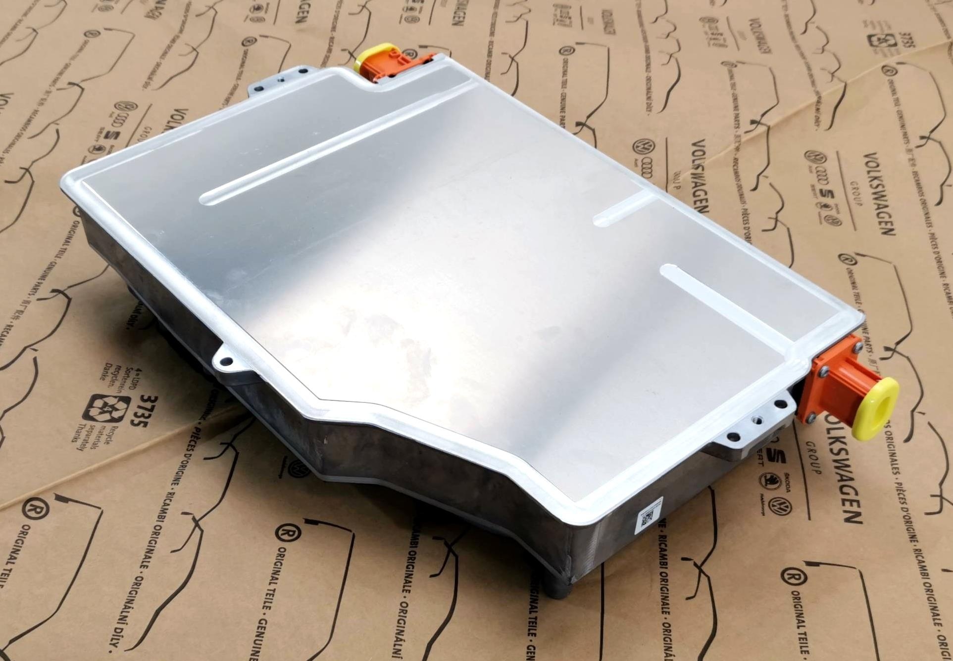 High Voltage Charger VW ID.4 1EA915681FD - Image 7