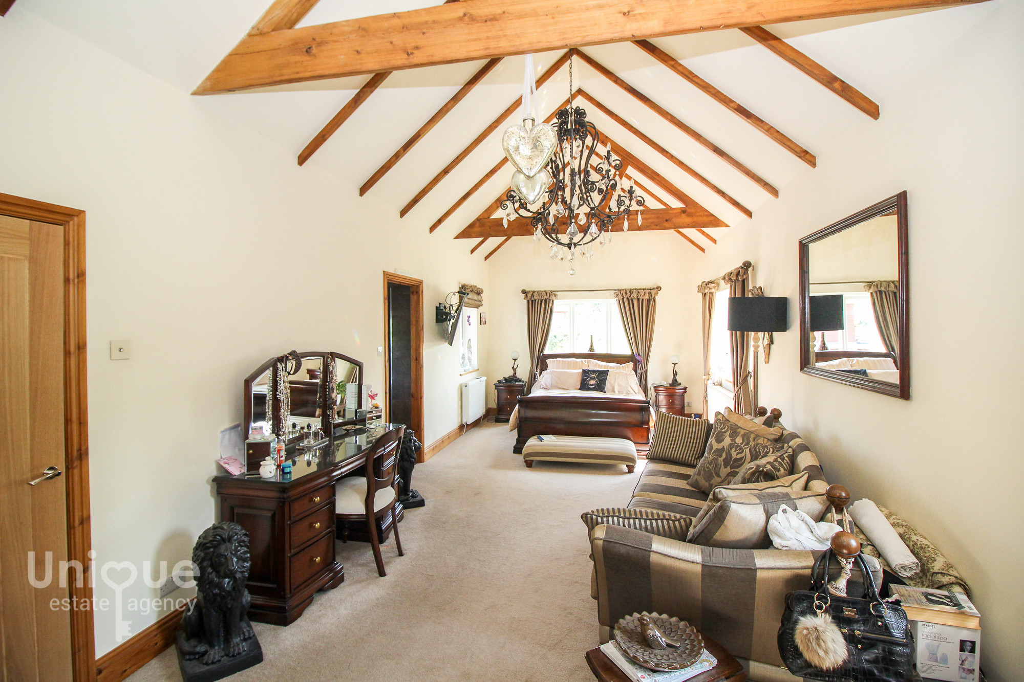 4 Bed Detached house Linden Close ThorntonCleveleys FY5 Unique