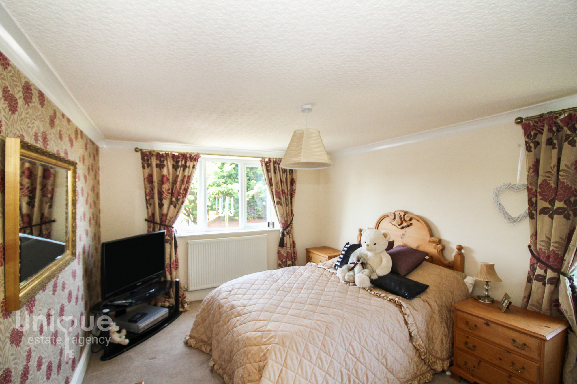 4 Bed Detached house Linden Close ThorntonCleveleys FY5 Unique