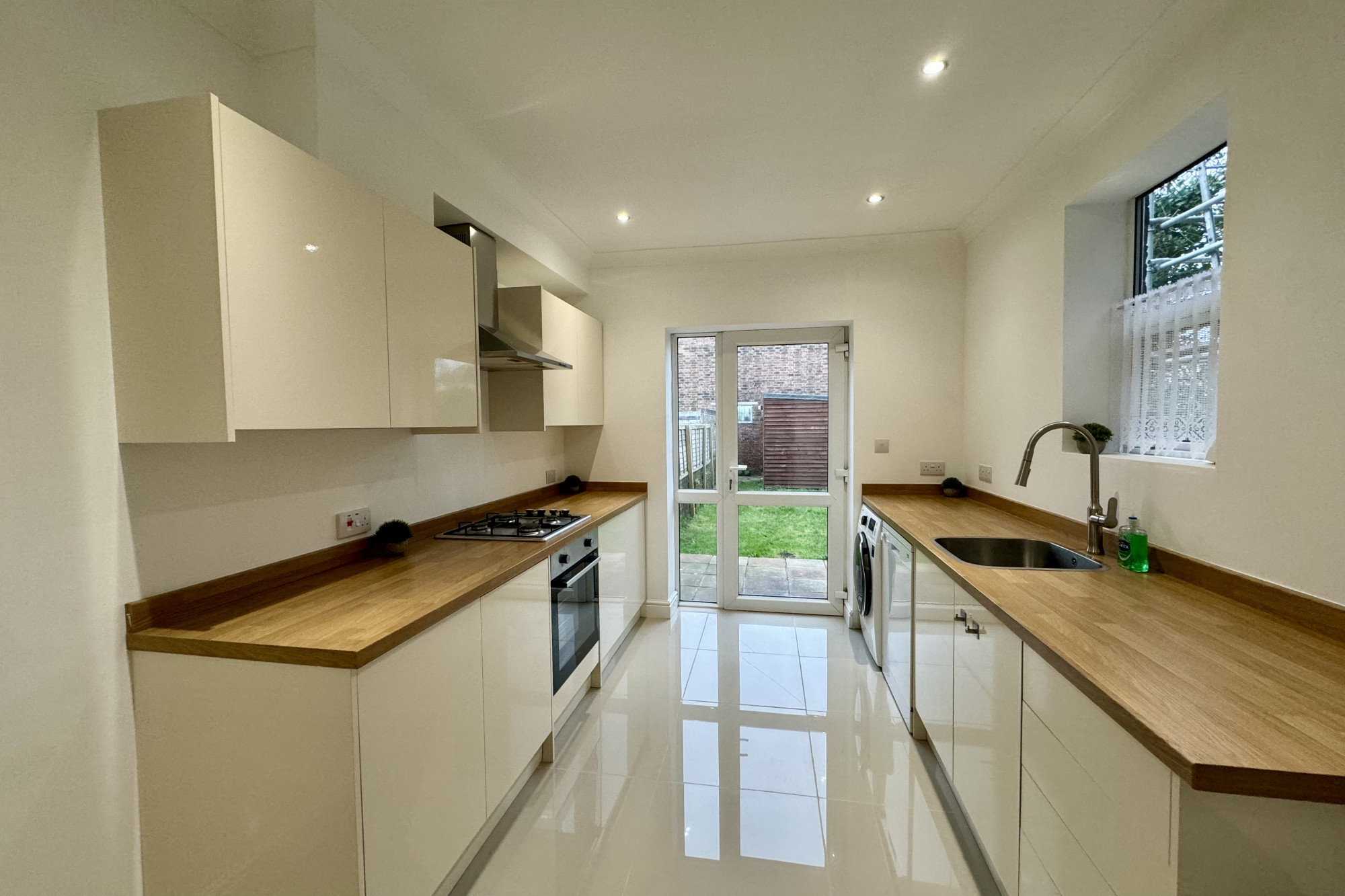 2 Bed House Fairlight Road Eastbourne BN22 Move Sussex Estate Agents