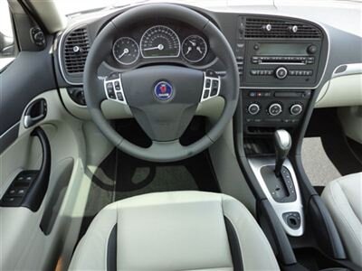 new-2011-saab_9-3-aero_sedan_Turbo_2011CockPit.jpg