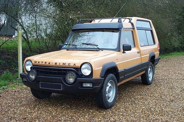 800px-1977_Simca_Matra_Rancho.jpg