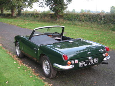 1968_Triumph_Spitfire_MkIII_British_Racing_Green_John_Halstead_000.jpg
