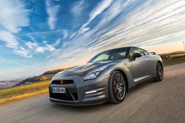 2014-nissan-gt-r-gentlema-3_600x0w.jpg