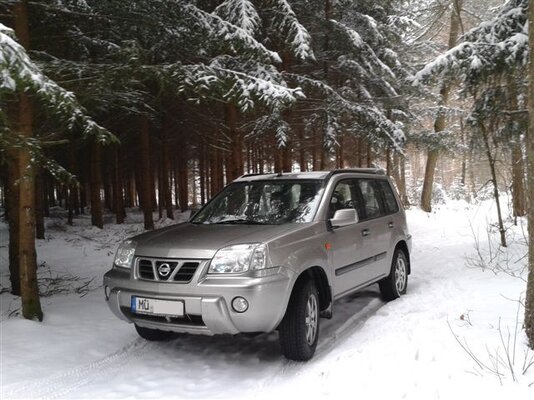 X-Trail im Schnee 2013-02-26.jpg