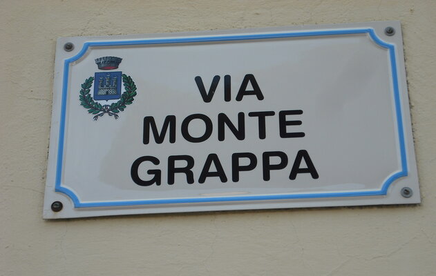 Via monte grappa.JPG