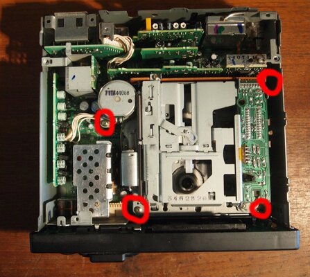 9000_radio_reparatur_2.JPG 9000_radio_reparatur_2.JPG