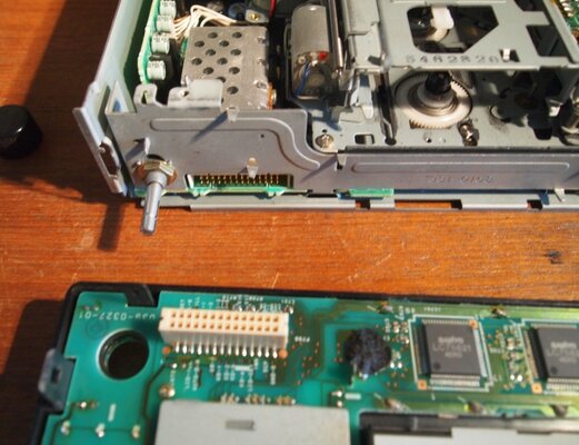 9000_radio_reparatur_6.JPG 9000_radio_reparatur_6.JPG
