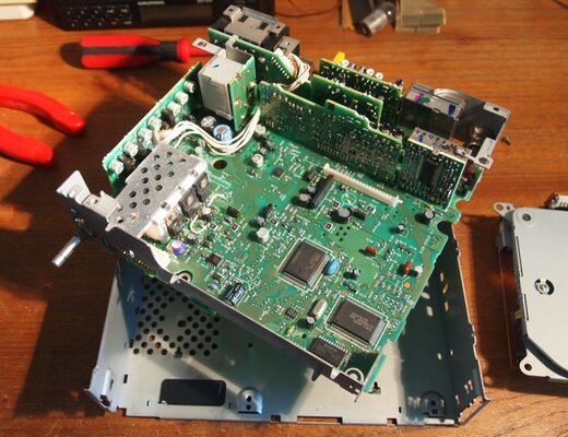 9000_radio_reparatur_9.JPG 9000_radio_reparatur_9.JPG