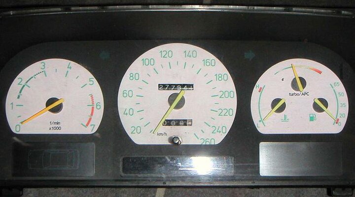 tacho05.jpg