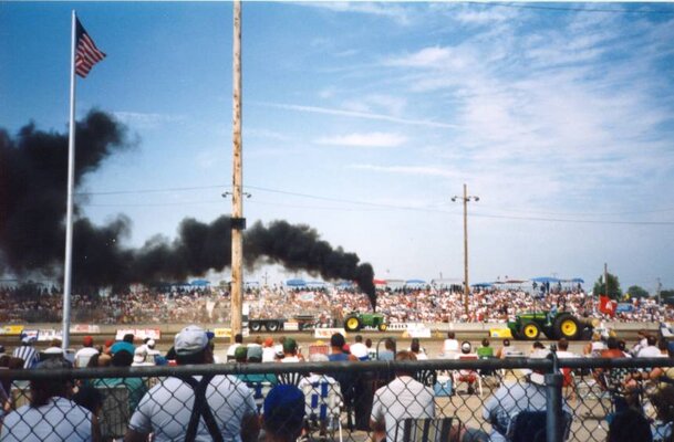 tractor_pulling_viel_rauch_um_nichts_107.jpg