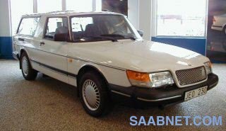 SAAB%20900%20vs%20Volvo%20245%20(Saalvo)%20001.jpg