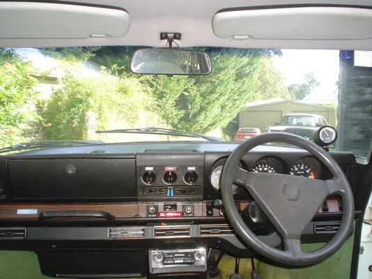 SAAB99TURBO.3d.M78.Body152BMarbleWhite(original).trim_resedagreen.fromAustralia.c.jpg