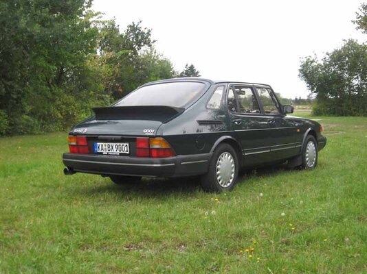 900i_02.jpg