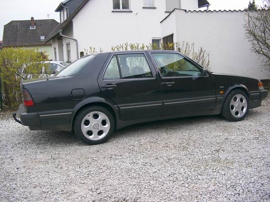 Kopie von Saab 9000CD.jpg