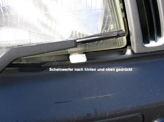 Scheinw_rechts_01.jpg