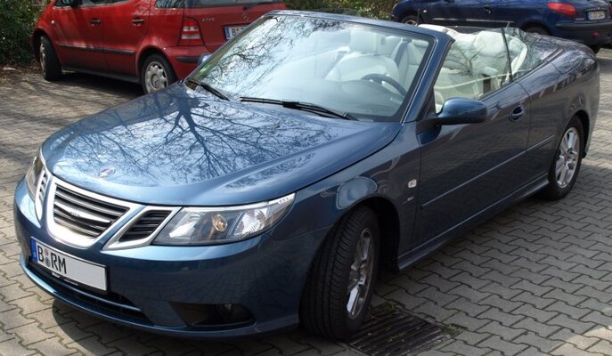 08-04-12 Saab ohne Fahrer klein.jpg