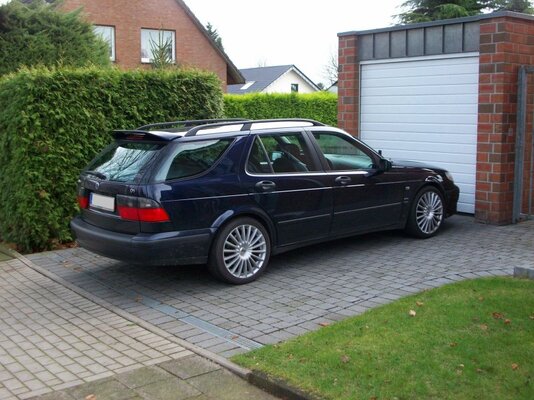 Saab 9-5 eins.jpg