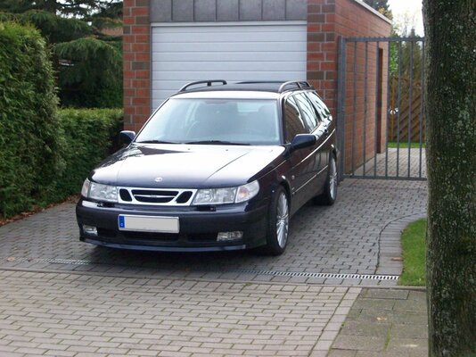 Saab 9-5 drei.jpg