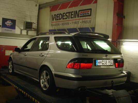 SAAB 9-5 nit Schweller.jpg