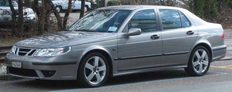 SAAB_9-5_2.3T_Aero_1.JPG