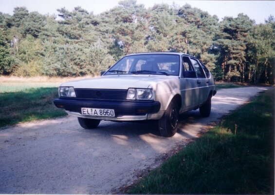 Passat_Front.jpg
