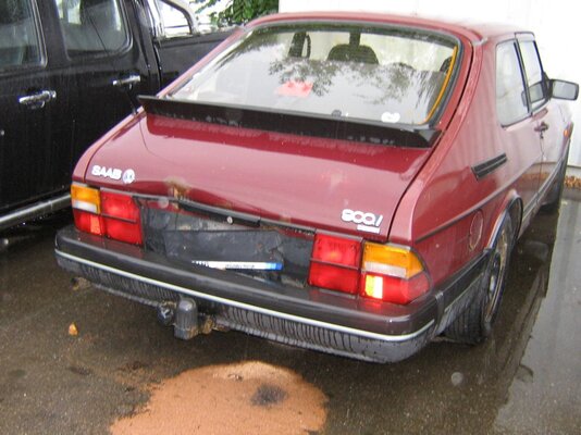 Saab901 001.jpg