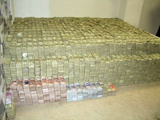 Geld im Keller.jpg