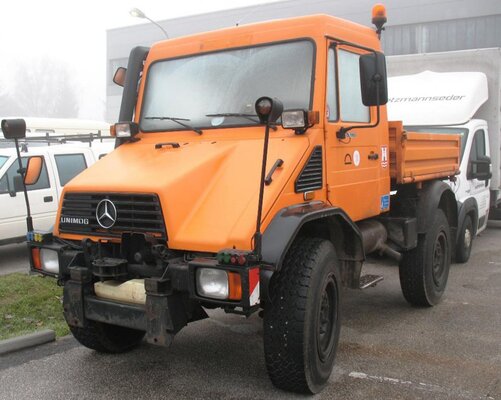 unimog.jpg