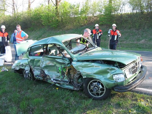 Unfall, 15.04.2007, Rhanwalting bei Cham 013.jpg