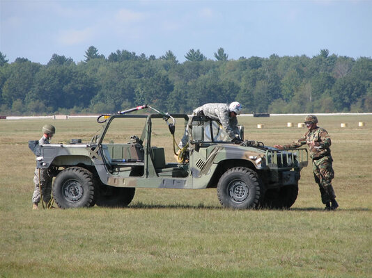 HMMWV Sling Prep2_jpg.jpg