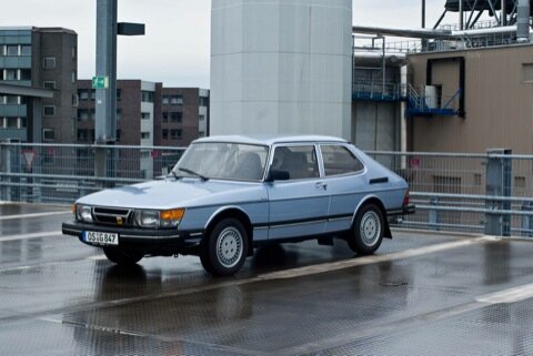 Saab 900.jpg