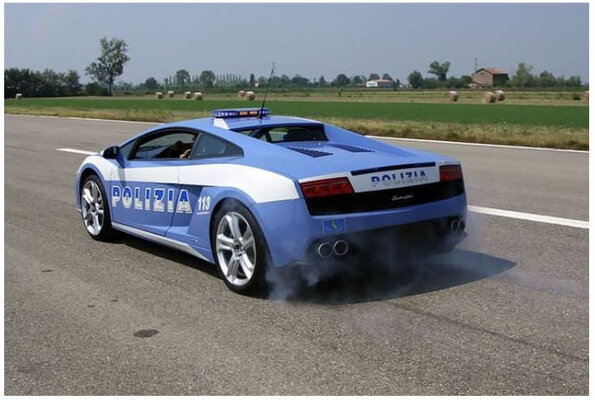 lambo 2.jpg