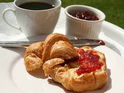 Coffee-Croissant.jpg