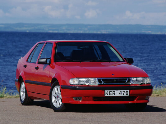 saab_9000_rot.jpg