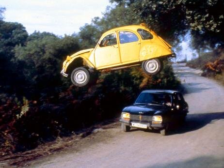 James-Bond-Cars-1981-In-toedlicher-Mission-Citroen-2CV-2_0.jpg