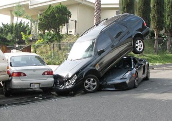 Lambo_Gallardo_vs_Saab 9-5_2.jpg