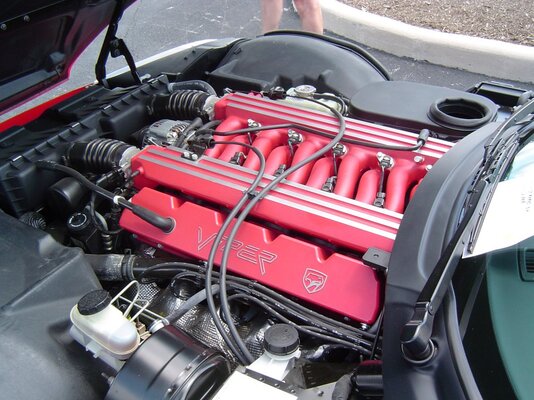 1992_Dodge_Viper_engine.jpg