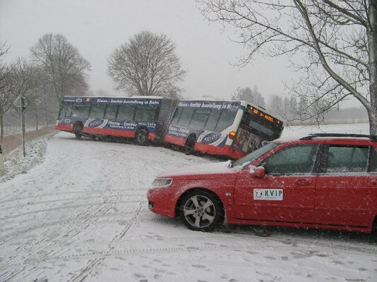 031-Unfall 307 Altendeich.JPG