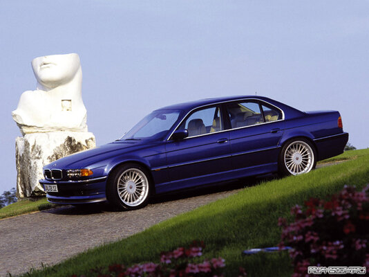 alpina-b12-6.0-03.jpg