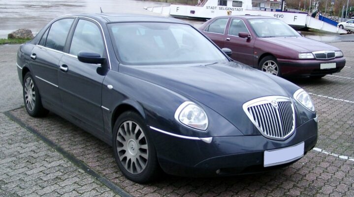 Lancia_Thesis1.jpg