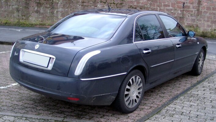 Lancia_Thesis2.jpg