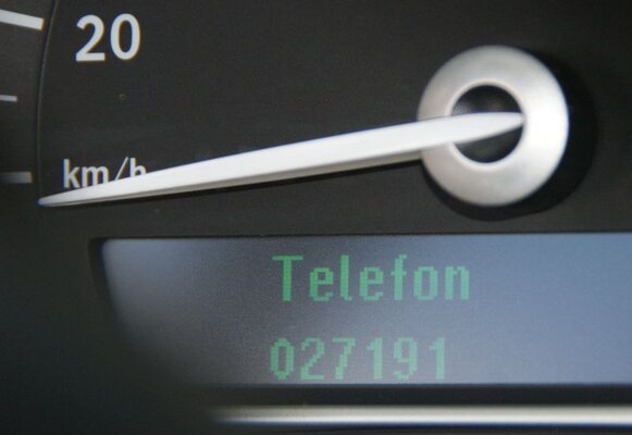 Telefon.jpg