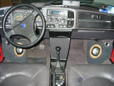 Armaturenbrett+mit+Kickpanels.jpg